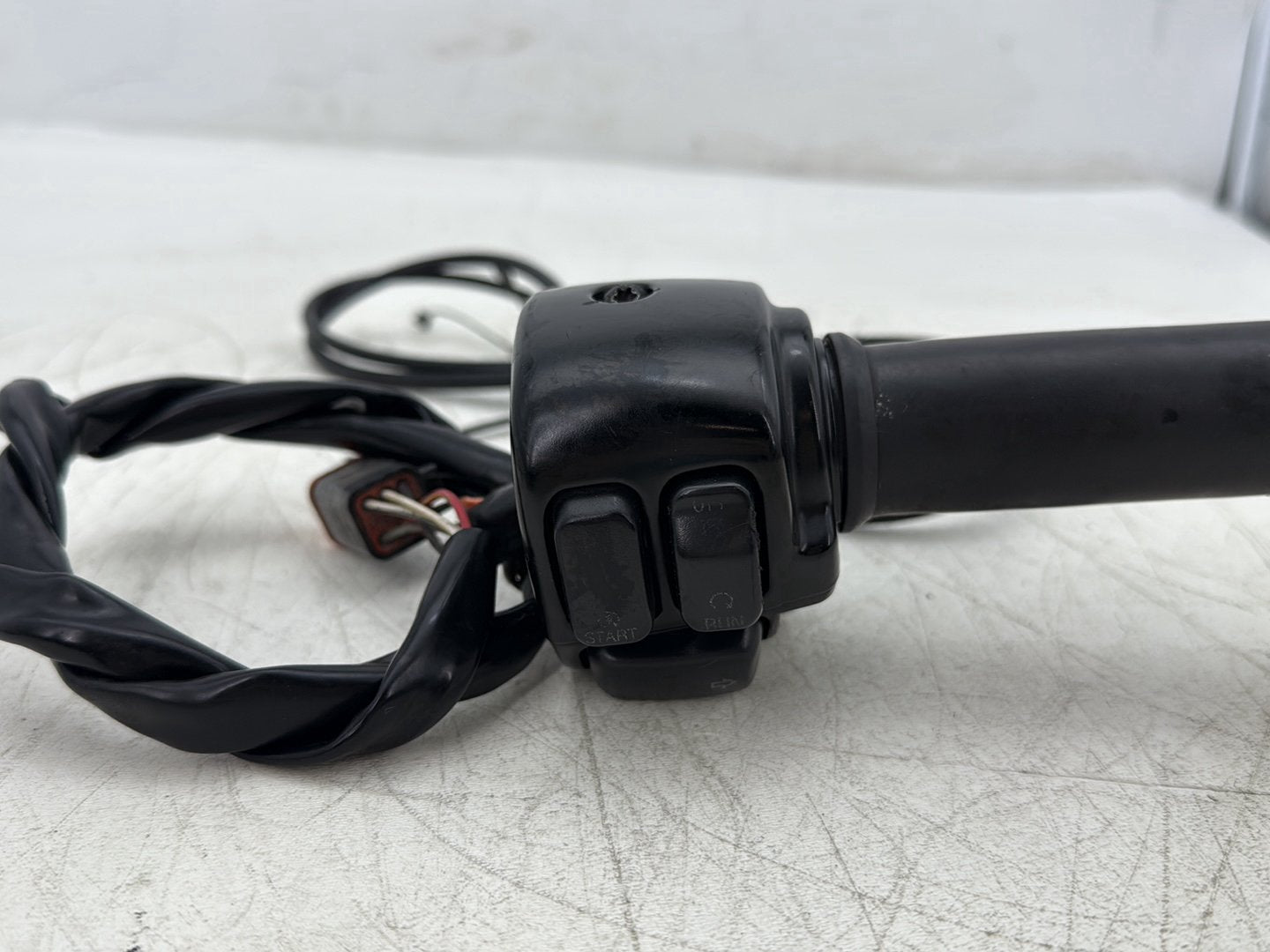 2006 Harley Sportster XL883L 883 Low Right Engine Start Kill Switches Controls