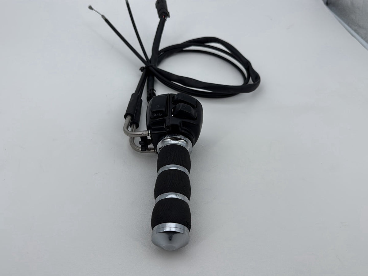 07 Harley Softail Heritage Classic OEM Right Engine Start Kill Switches Controls