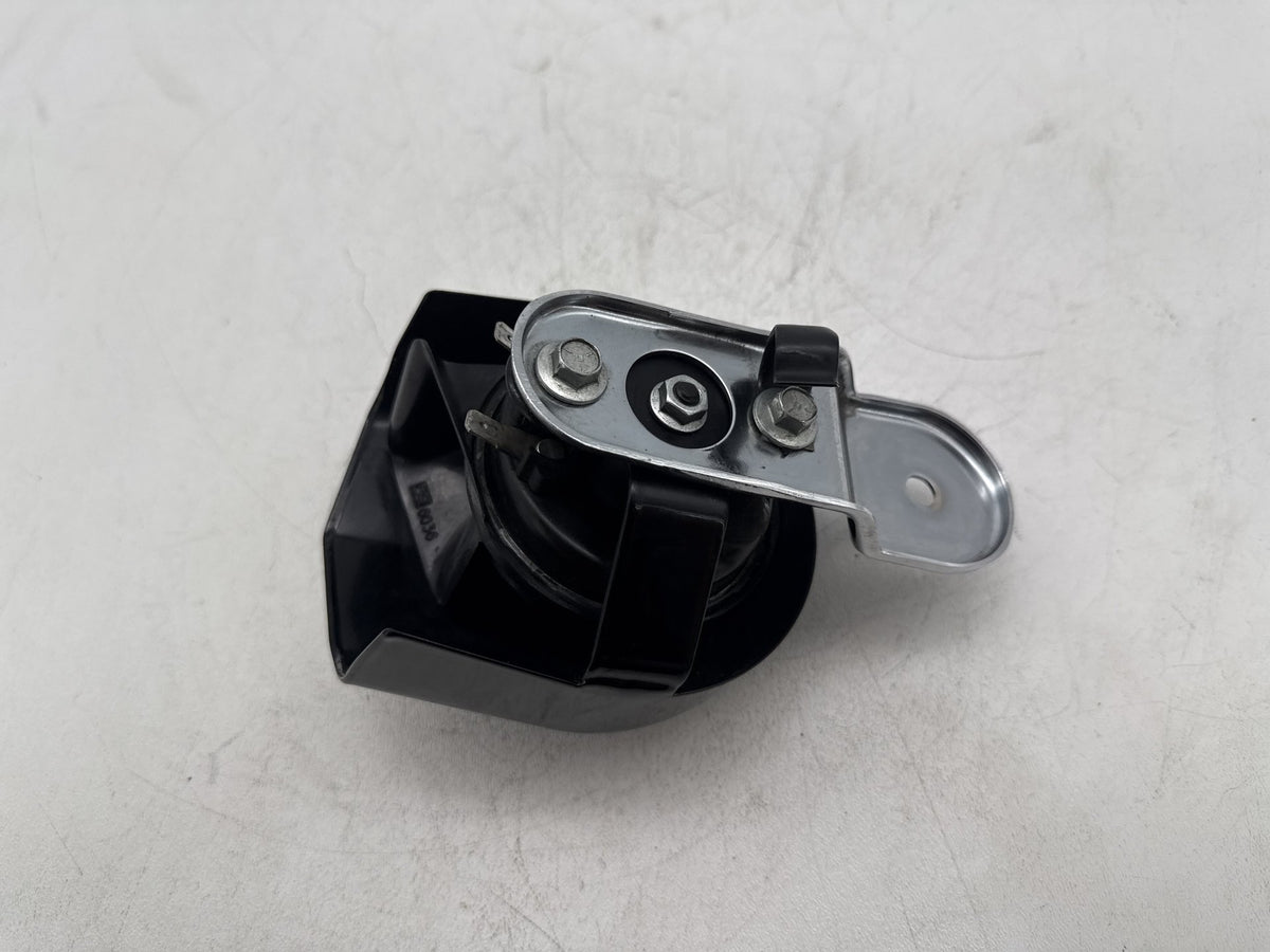 2014 Harley Softail Slim FLS OEM Horn Signal Klaxon w/ Black Cover Cap Trim