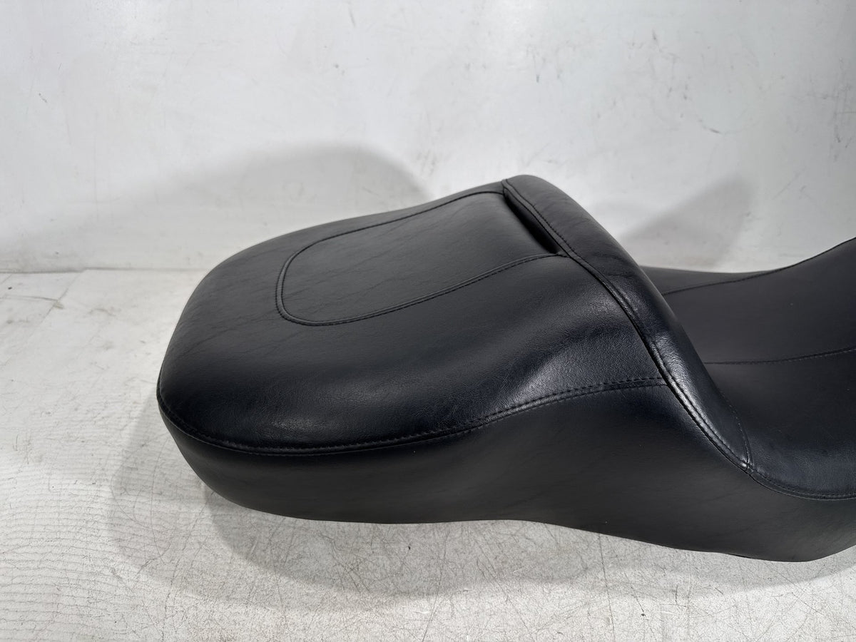 2009 Harley Electra Glide Touring CVO Eagle Passenger Rider Driver Seat Saddle
