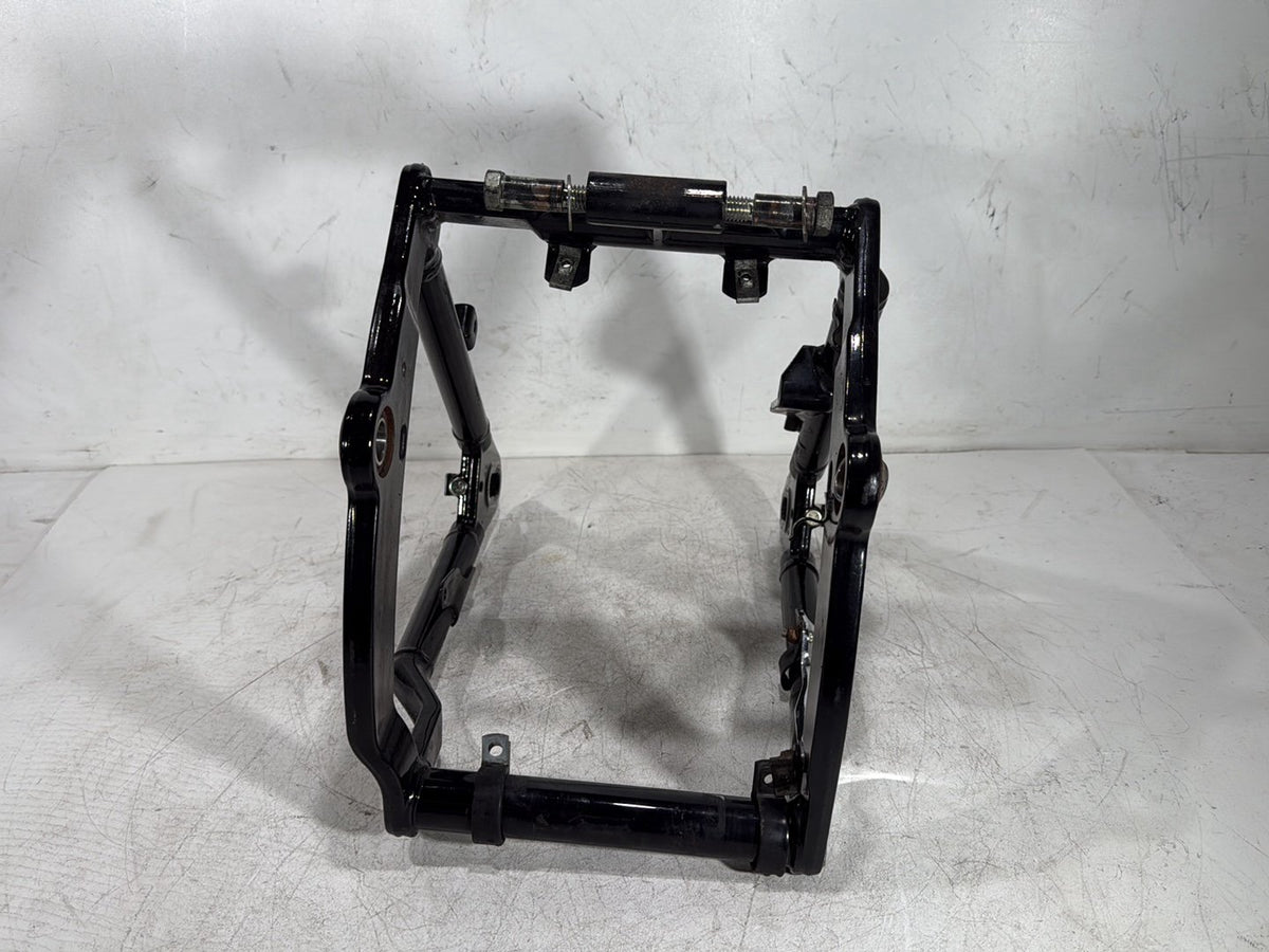 2003 Harley Softail Deuce FXSTD OEM Rear Fork Swingarm Swing Arm