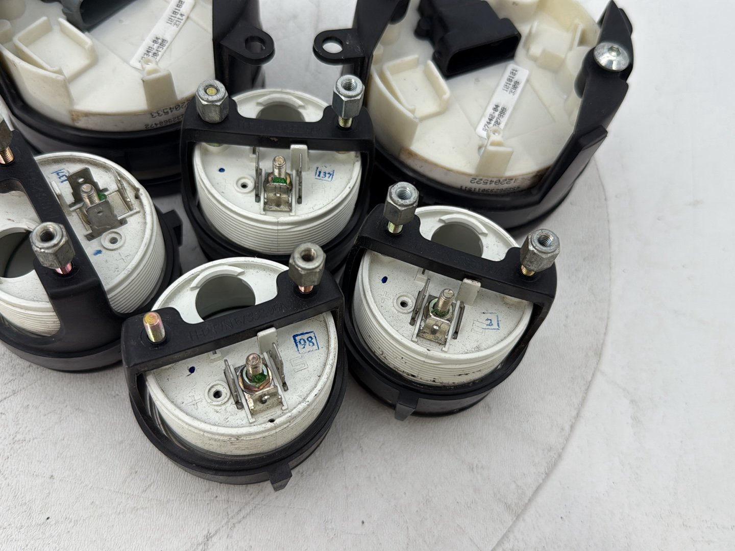 1999 - 2006 Harley-Davidson Touring Electra Glide Ultra Air Oil Volt Fuel Tacho Speedo Gauges 67349-04A , 67348-04D