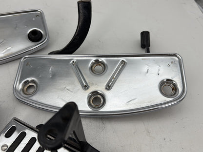 2003 Harley Electra Glide Touring Ultra FLHTCUI OEM Left Right Driver & Pass Floorboard Foot Rest