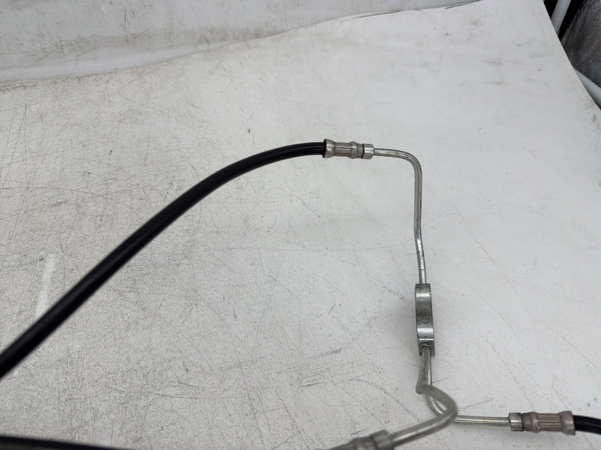 2013 Harley Electra Glide Touring FLHTCU OEM Front Brake Hose Line Pipe NON-abs