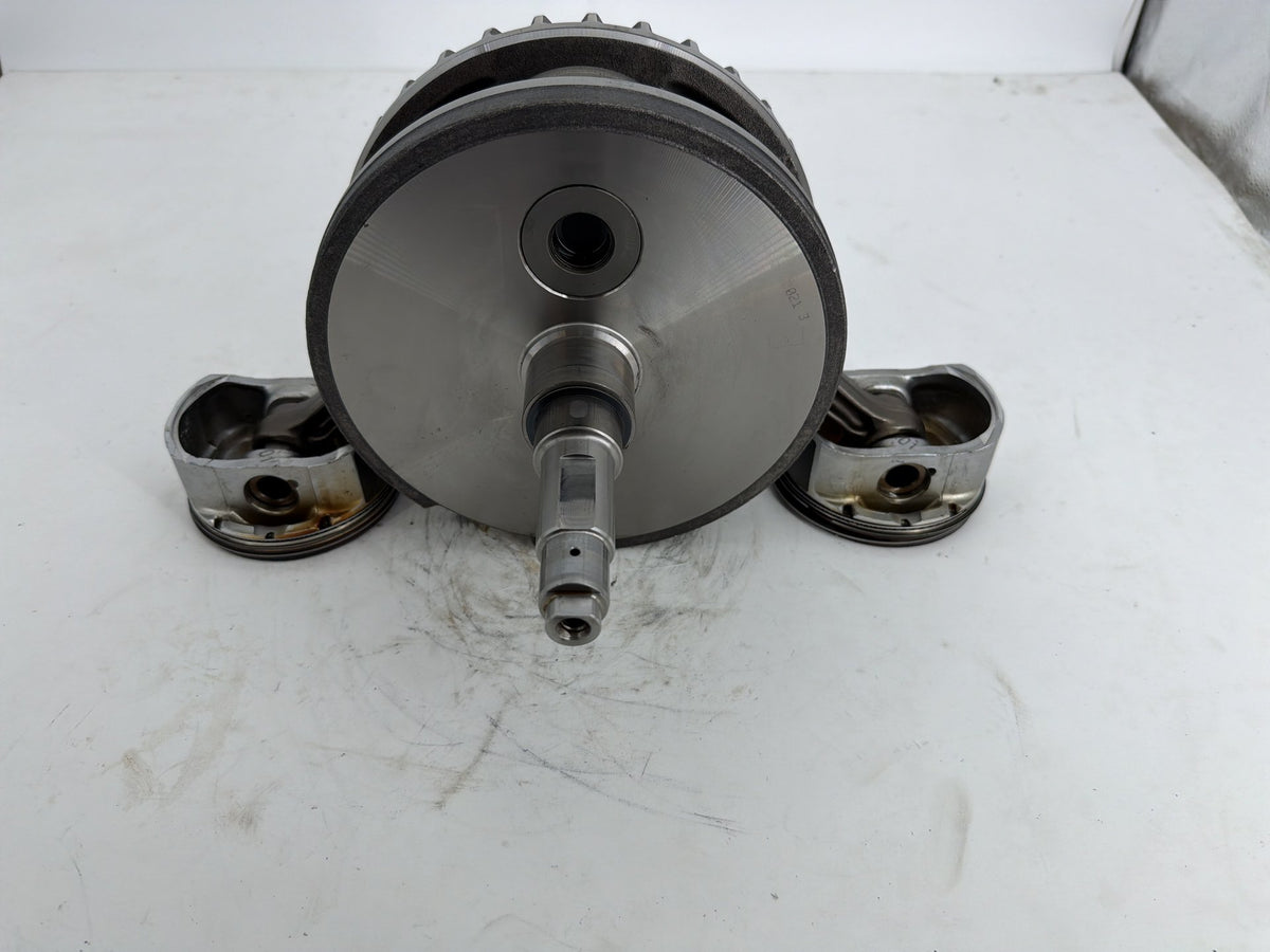 16 Harley Touring Street Glide OEM Twin Cam Engine Crank Shaft Flywheel Pistons