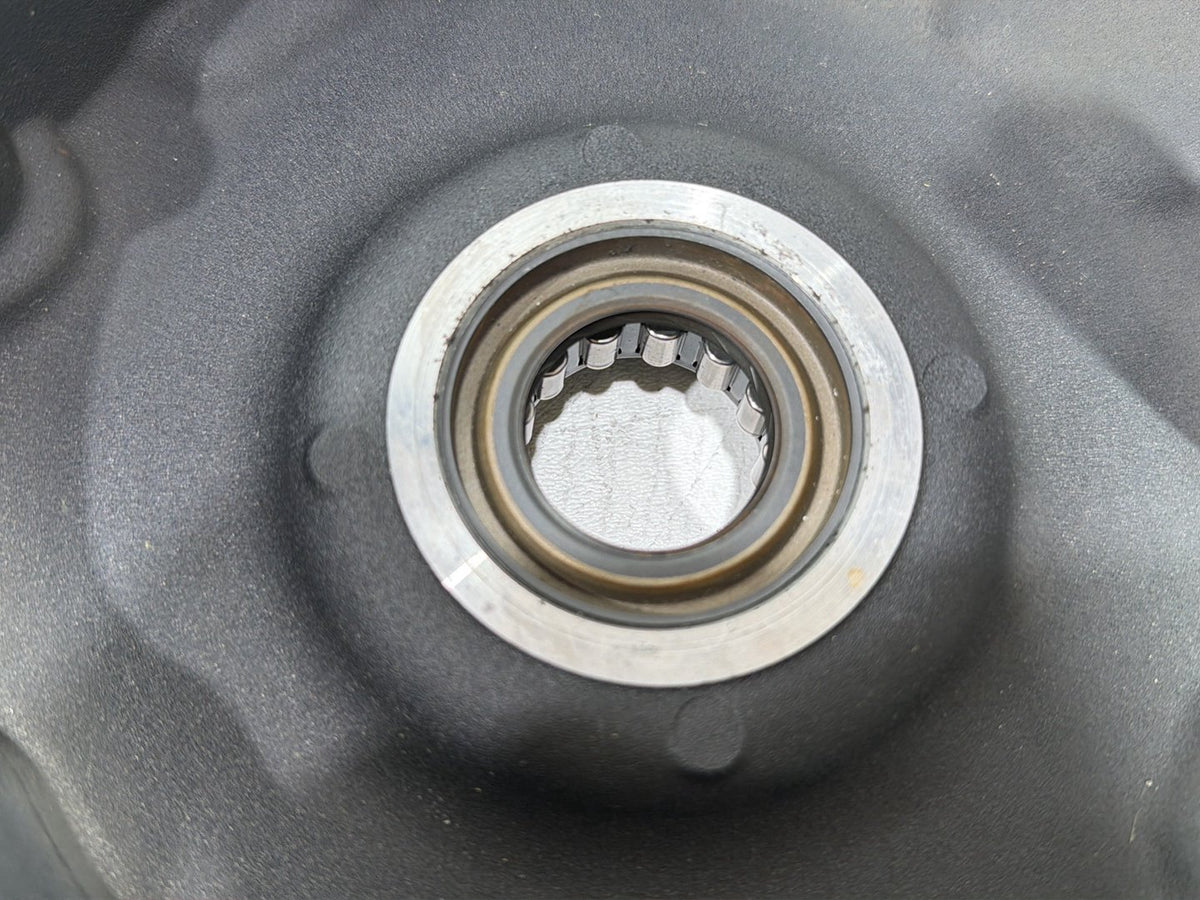 2019 Harley Softail Street Bob FXBB OEM Inner Primary Clutch Cover 36500099