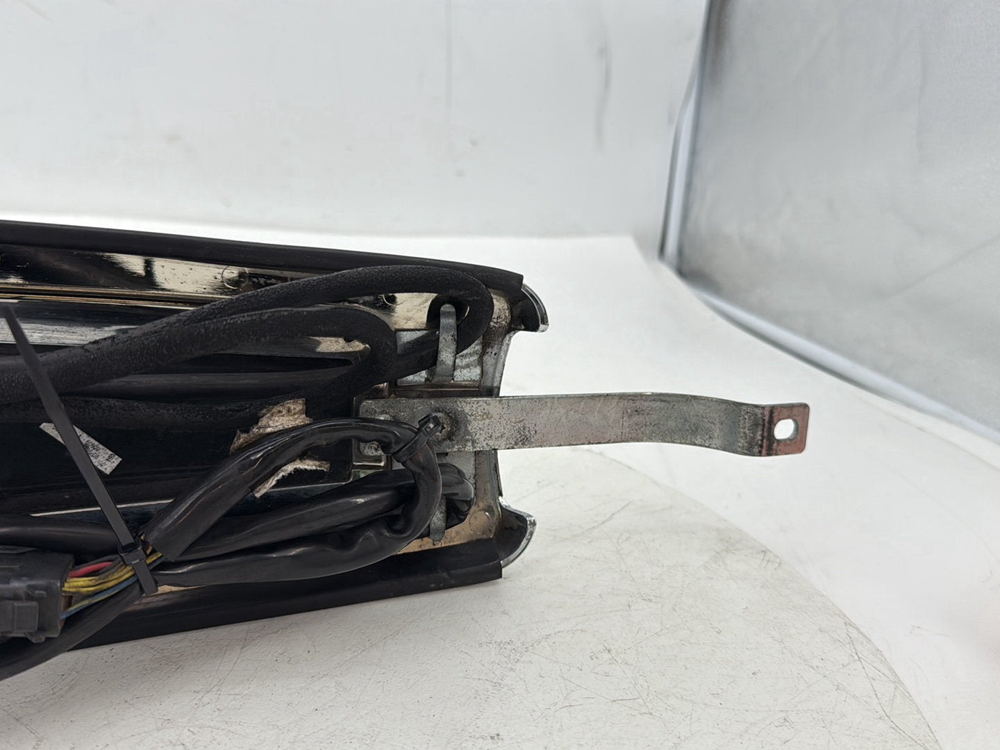2008 Harley Electra Glide Touring Ultra FLHTCUI OEM Fuel Gas Tank Dash Console NOKey