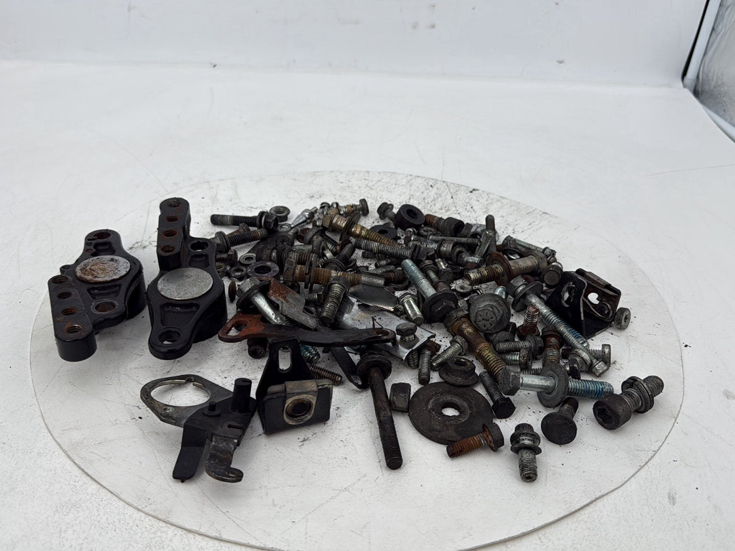 2007 - 2012 Harley-Davidson Touring Street Glide Hardware Bolts Nuts & Brackets w/ Left right Rear Fork Swingarm brackets