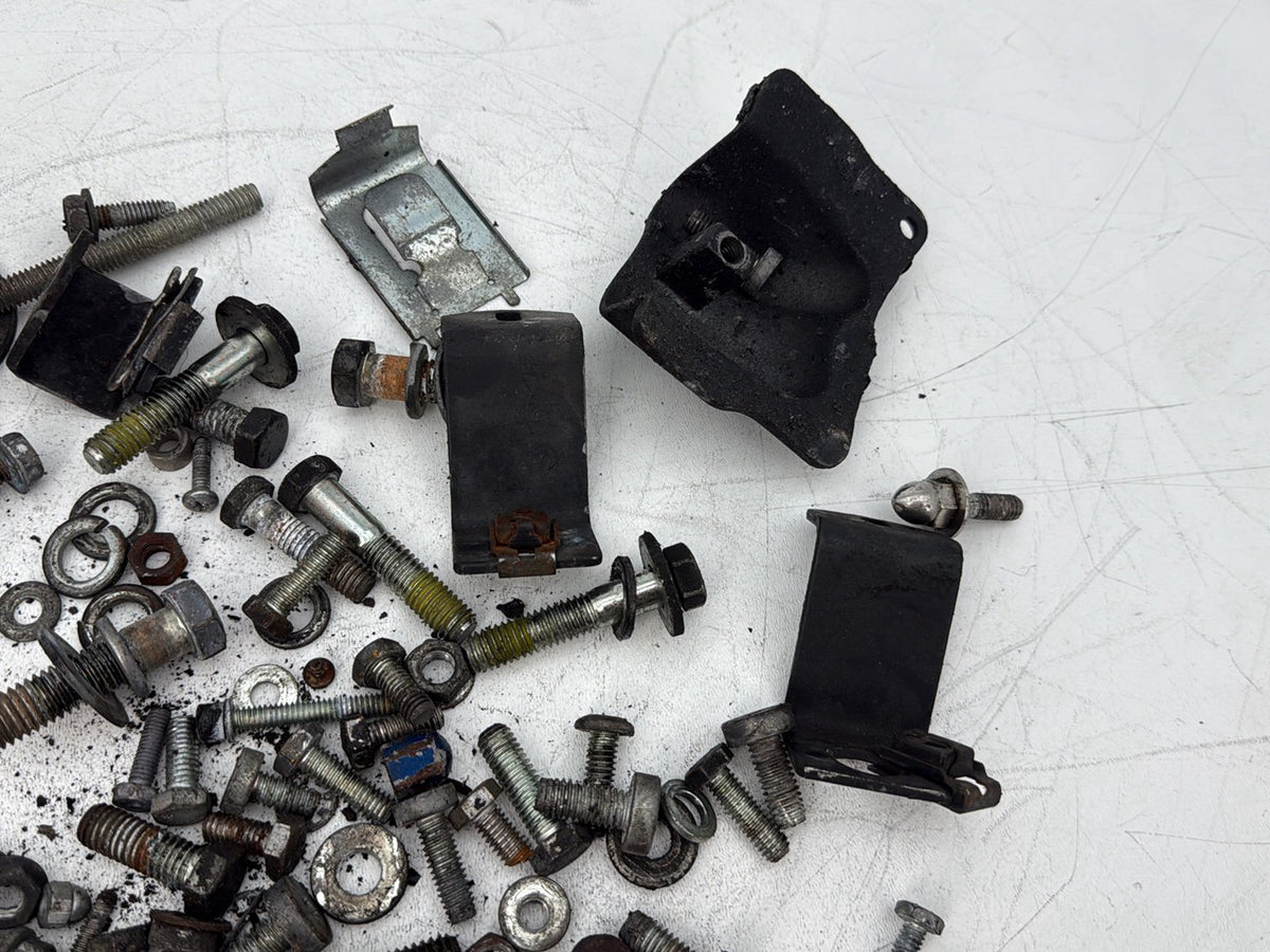 2006 Harley Touring FLHRI Road King OEM Hardware Bolts Nuts & Brackets