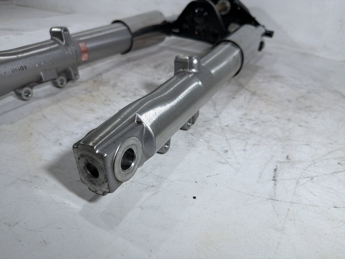 09 Harley Street Glide Touring OEM Front Triple Tree Set LH RH Fork Legs Sliders