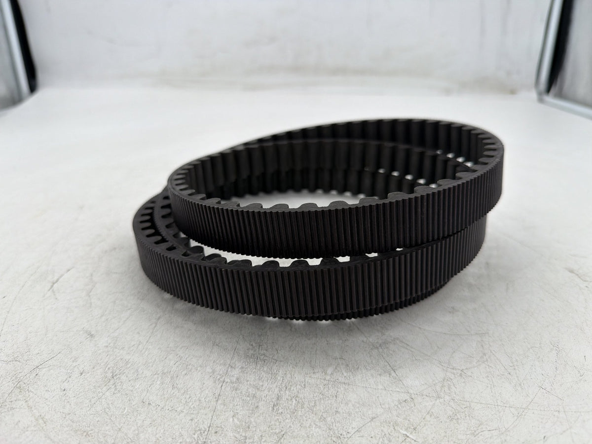 2012 Harley Street Glide Touring FLHX OEM Rear Drive Belt 40024-09 140T 1"