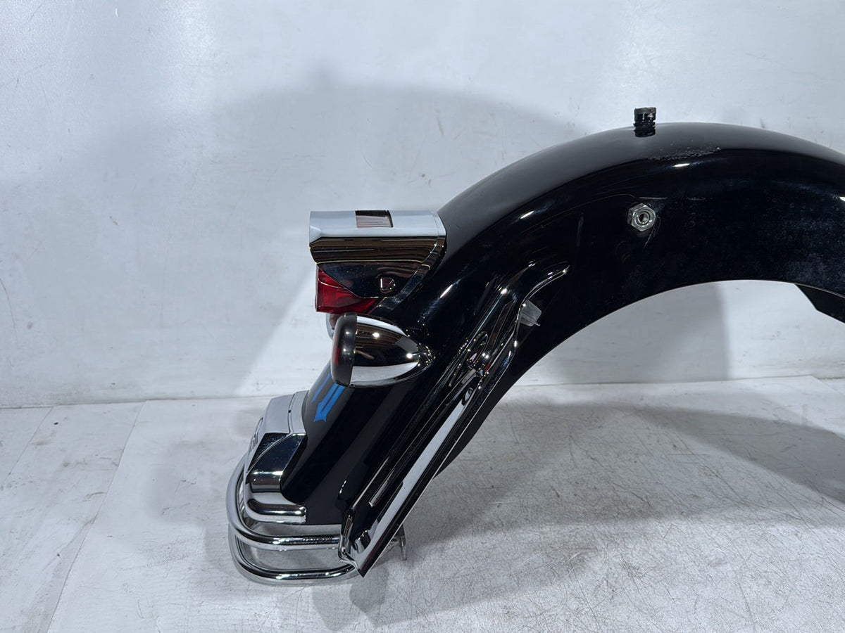 2005 Harley Road King Touring Police OEM Rear Wheel Fender & Turn Signals Bar