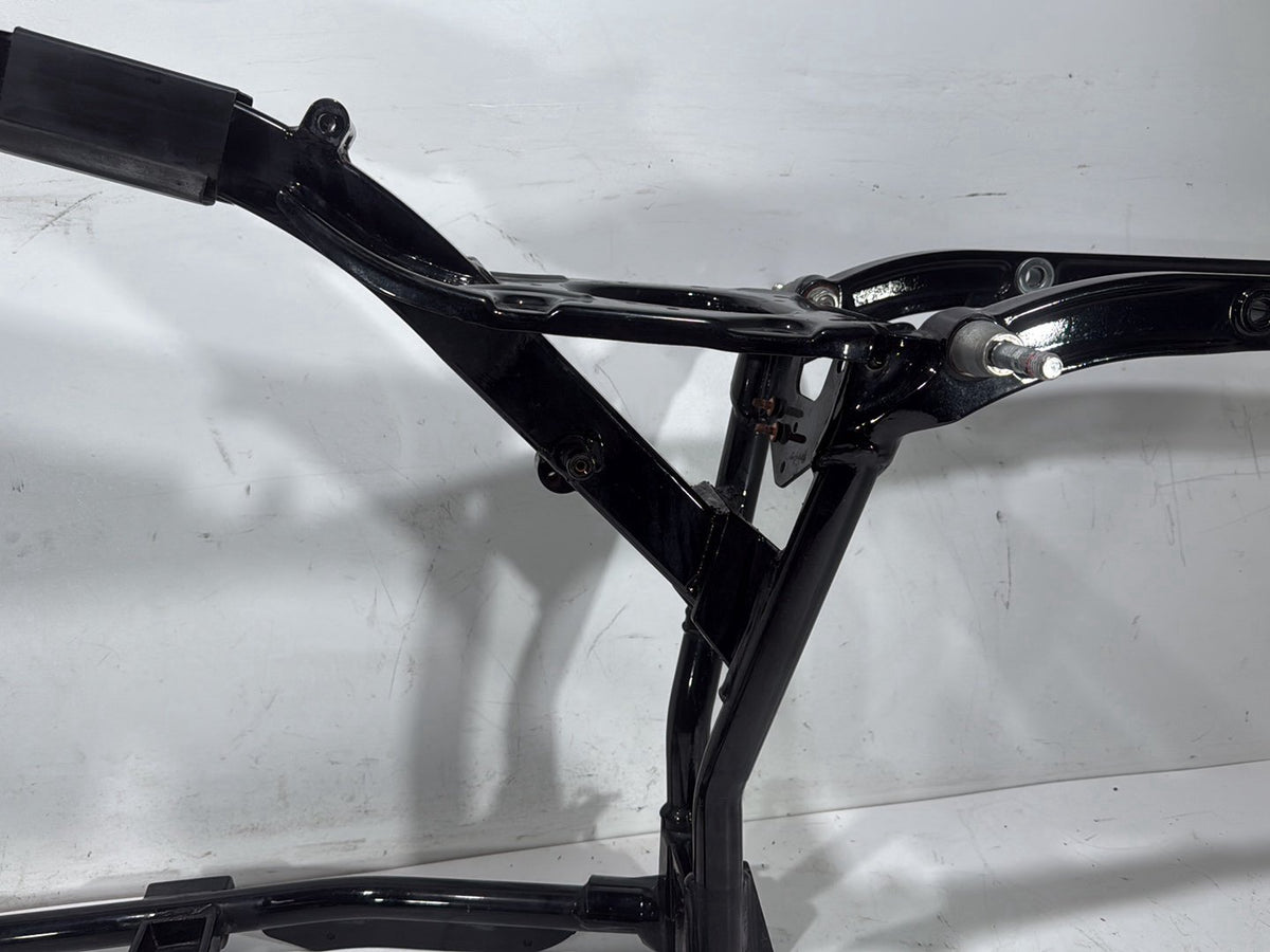 2009 Harley Dyna Street Bob FXDB OEM Body Main Frame Chassis 29 Degree CLN CLR