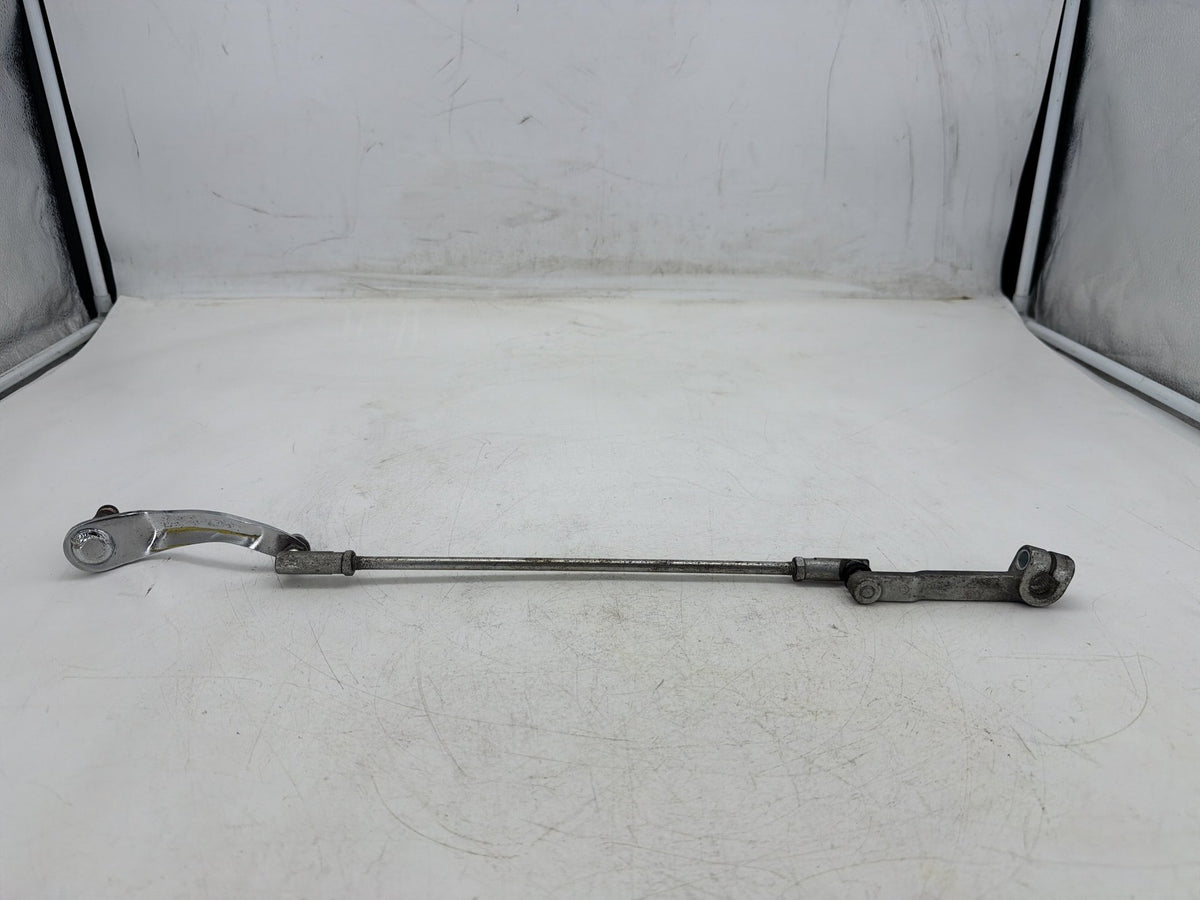 2006 Harley Softail Deuce FXSTDI OEM Gear Shifter Lever Arm w/ Rod linkage