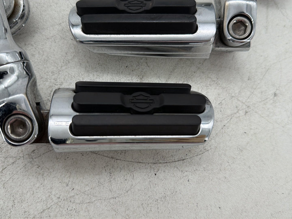2005 Harley Road King Touring Police OEM Front Right Left Highway Foot Pegs