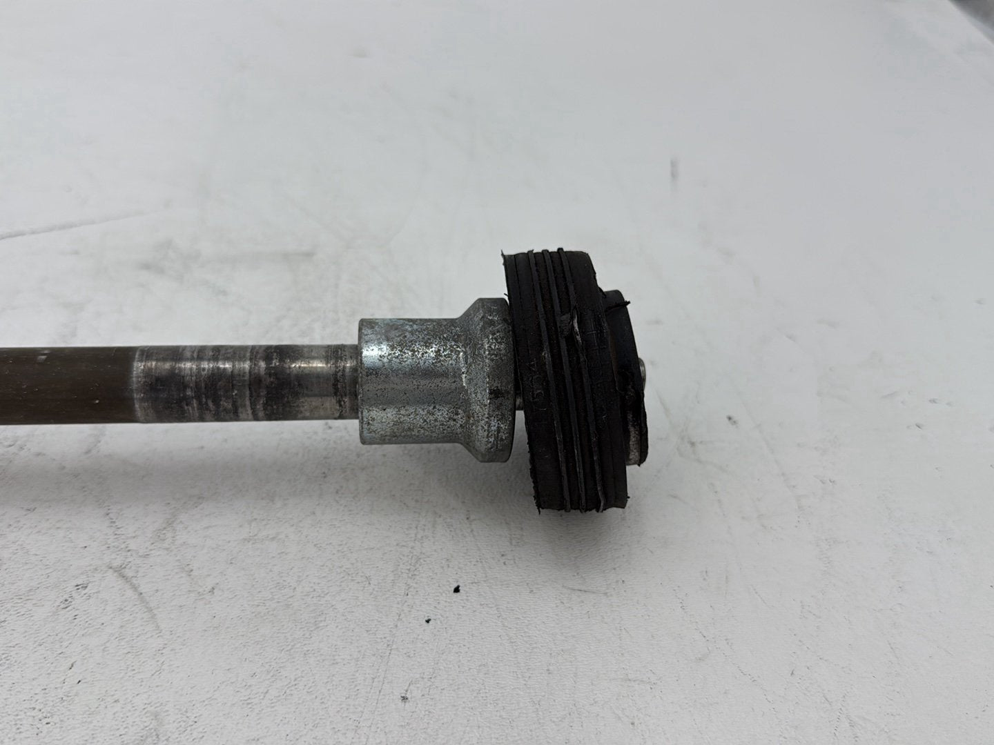 2003 Harley Electra Glide Touring Ultra FLHTCUI OEM Rear Fork Swingarm Pivot Bolt Shaft