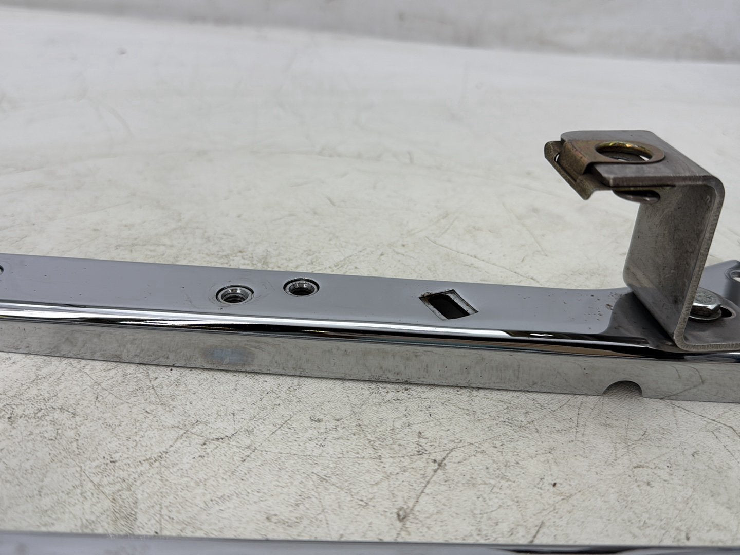 1998 Harley Touring FLHTCUI Electra Glide Ultra OEM Left Right Saddlebag Fender Struts Brackets
