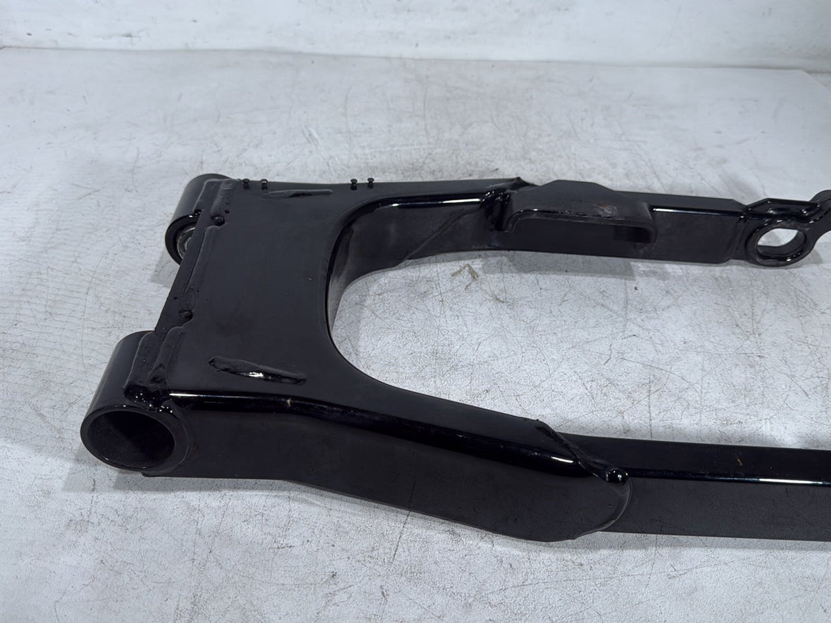 2007 Harley Electra Glide Touring Ultra OEM Rear Fork Swingarm Swing Arm