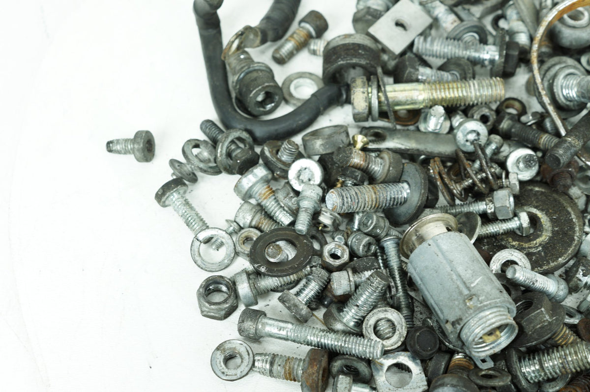 1997 Harley-Davidson Touring FLHTCUI - Hardware Bolts Nuts & Brackets