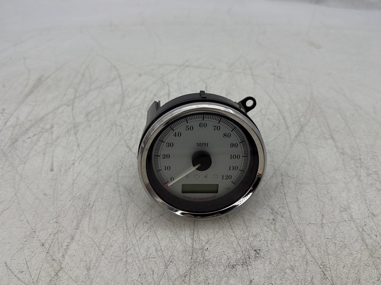 2011 Harley Street Glide Touring FLHX OEM Speedo Speedometer Gauge Cluster