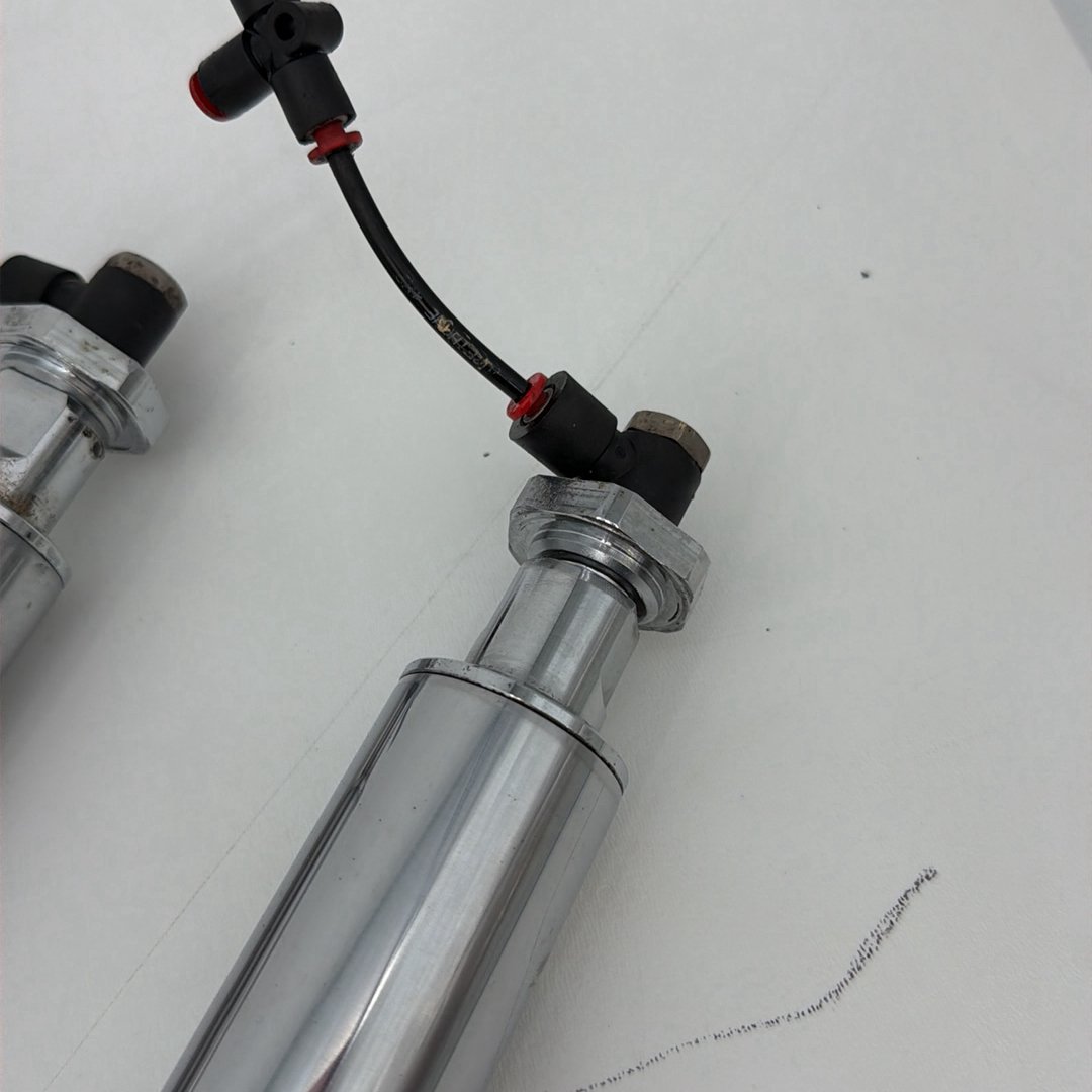 1999 - 2006 Harley-Davidson Touring Road King Front Left & Right Fork Legs Sliders  	46495-00