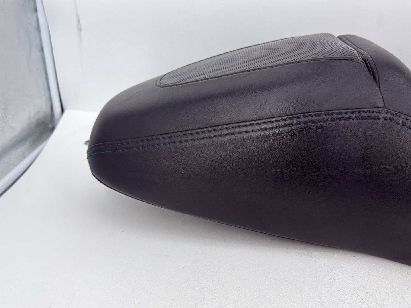 Harley-Davidson Misc  Passenger Rider Driver Seat Saddle HDMC