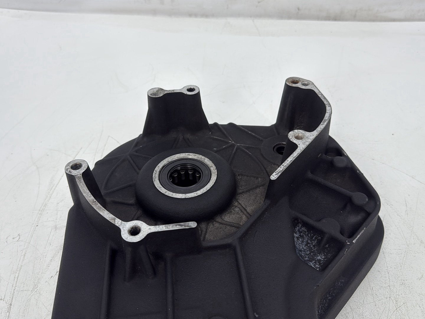 2000 Harley Touring FLHTCUI Electra Glide Ultra OEM Inner Primary Clutch Cover