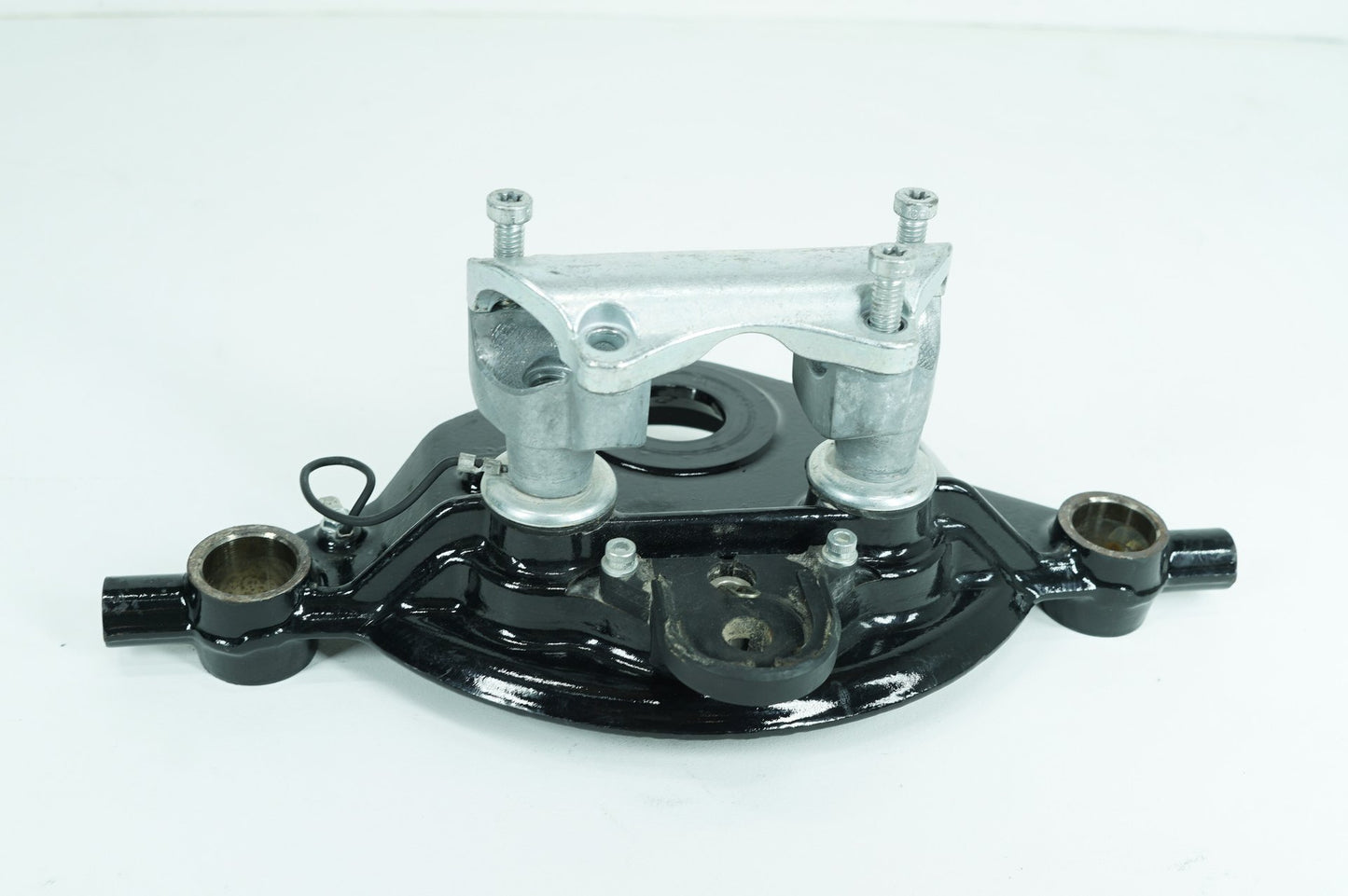 2012 - 2016 Harley-Davidson Touring Electra Ultra CVO Front Fork Upper Triple Tree Clamps 47526-09