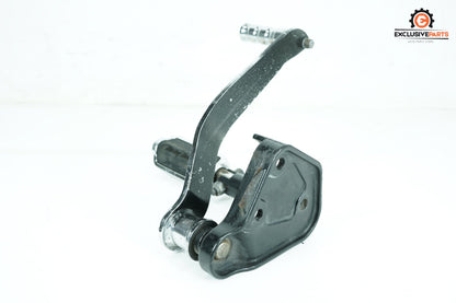 1999 - 2006 Harley-Davidson Softail Deuce Right Driver Foot Controls Peg Rest 42507-00B