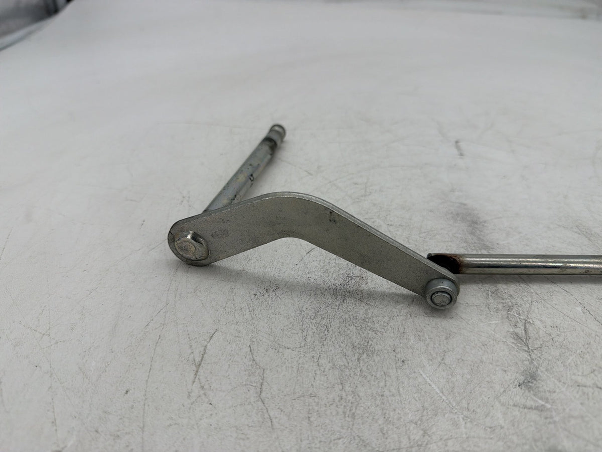 2017 Harley Dyna Street Bob FXDB OEM Gear Shifter Lever w/ Rod linkage