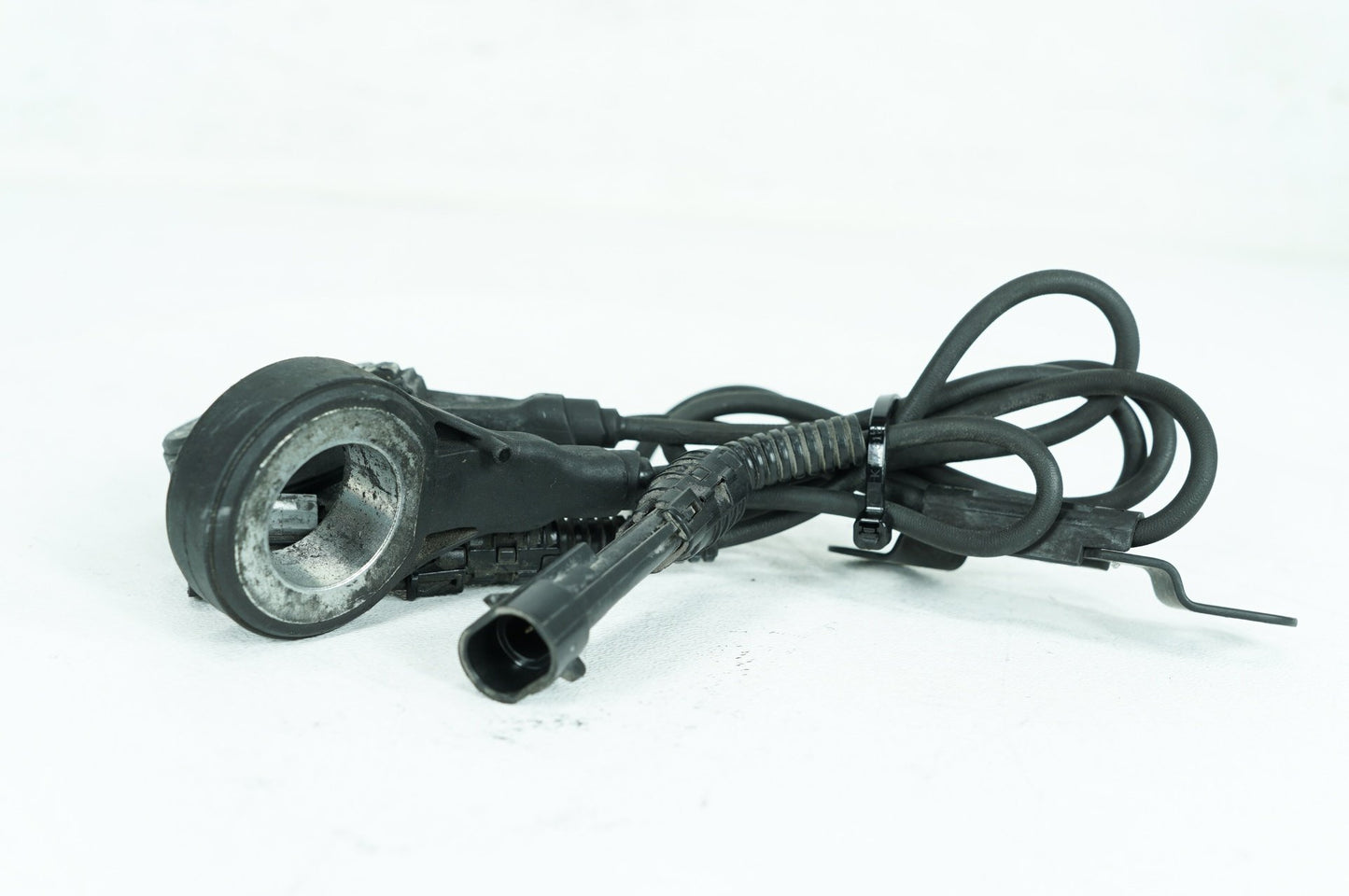 2007 - 2013 Harley-Davidson Touring Electra Glide Ultra Front & Rear Wheel ABS Speed Sensors 40615-08