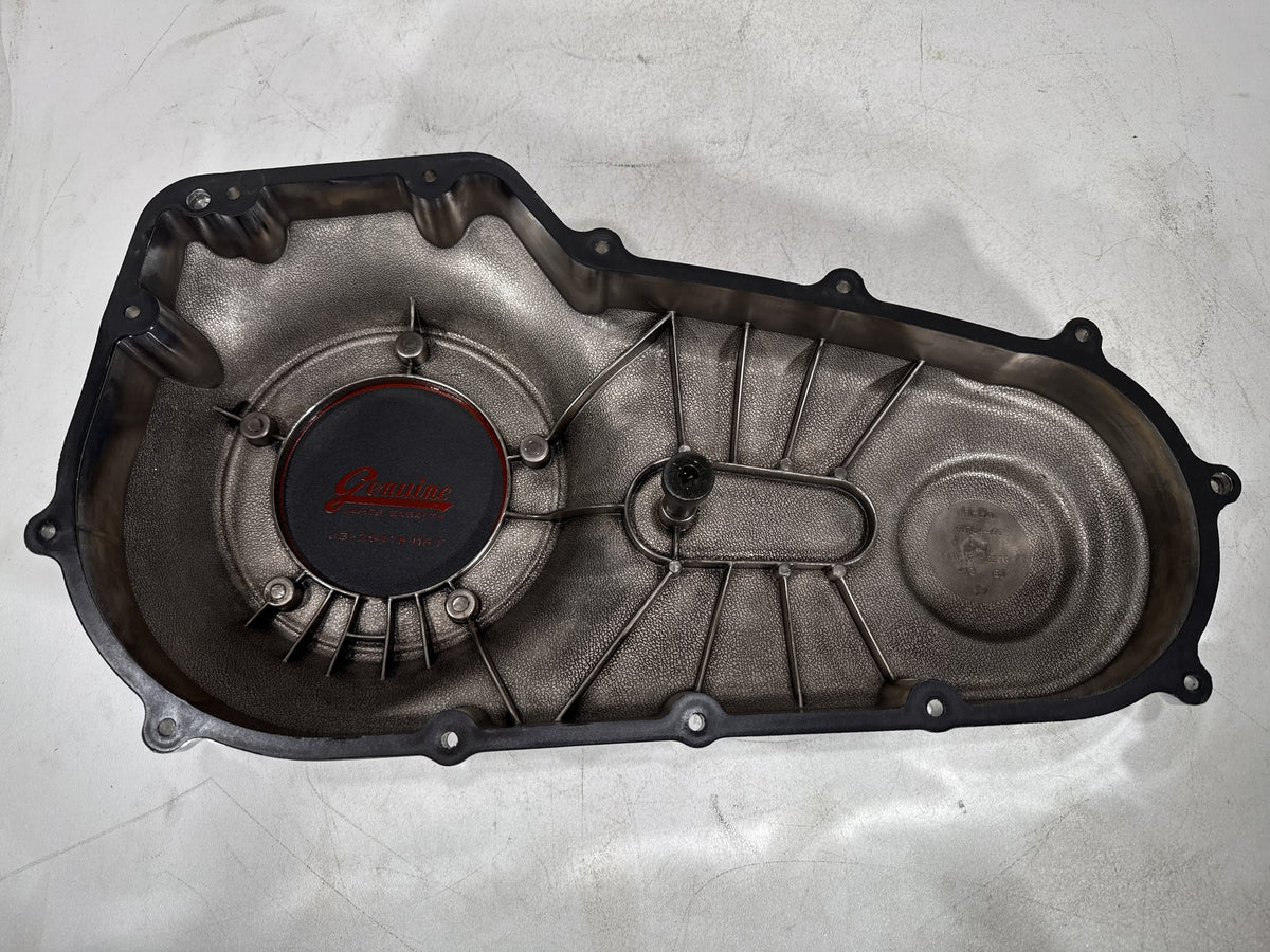 2011 Harley Softail Deluxe FLSTN OEM Outer Primary Clutch Cover SCRATCHED