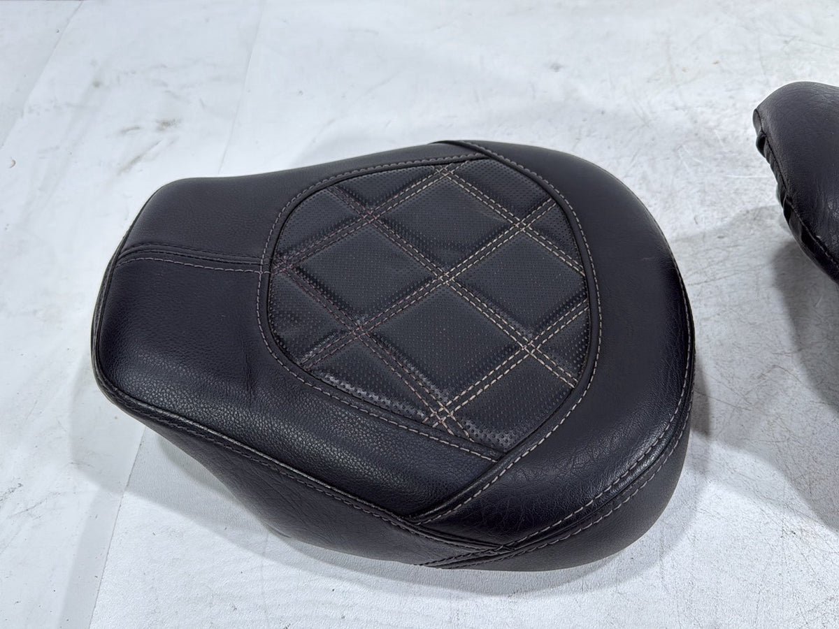 2011 Harley Road Glide Touring FLTRX Passenger Rider Driver Seat Saddle Pillion