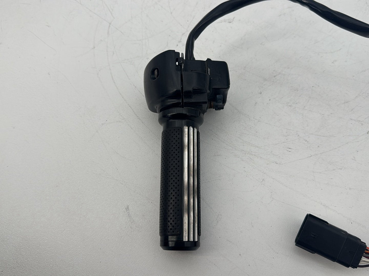 2008 Harley Touring FLHT Electra Glide OEM Right Engine Start Kill Switches Controls