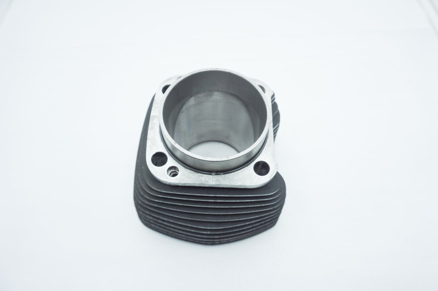 2000 - 2006 Harley-Davidson Dyna Low Rider Twin Cam Engine Jug 1 Cylinder Barrel 16593-99
