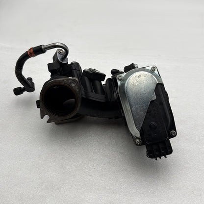2018 - 2025 Harley-Davidson Softail Fat Bob 114 Engine Intake Manifold Throttle Body 27300122