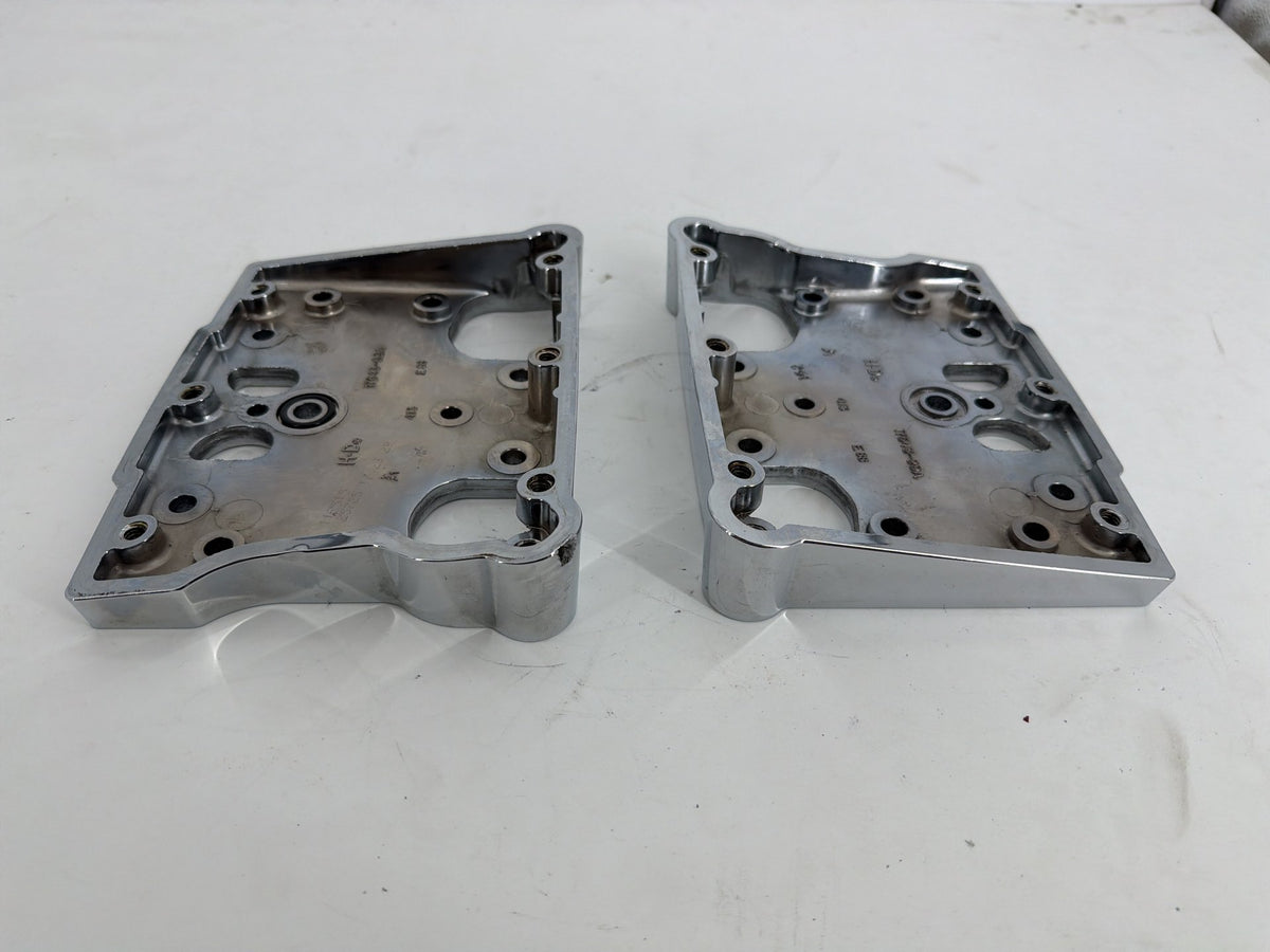 2016 Harley Touring FLHXS Street Glide OEM Twin Cam Lower Rocker Boxes 17543-99A