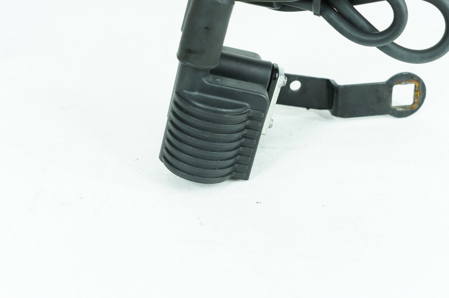 2004 - 2022 Harley-Davidson Sportster Nightster Ignition Coil Spark Plugs Cable 31656-07