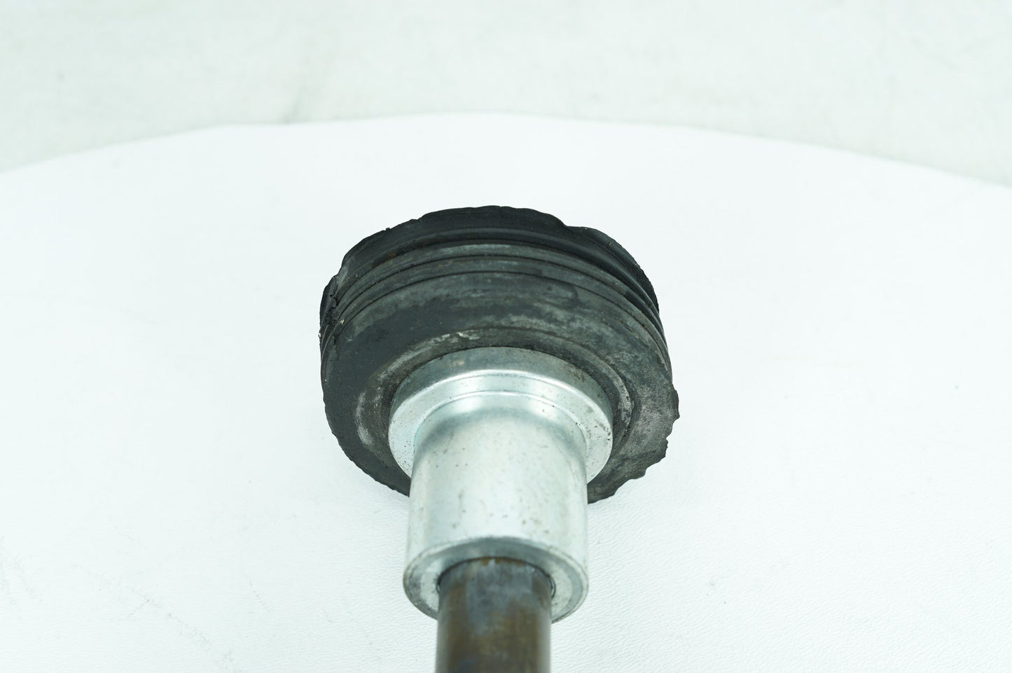 1999 - 2006 Harley-Davidson Touring Electra Police Rear Fork Swingarm Pivot Bolt Shaft 47505-02