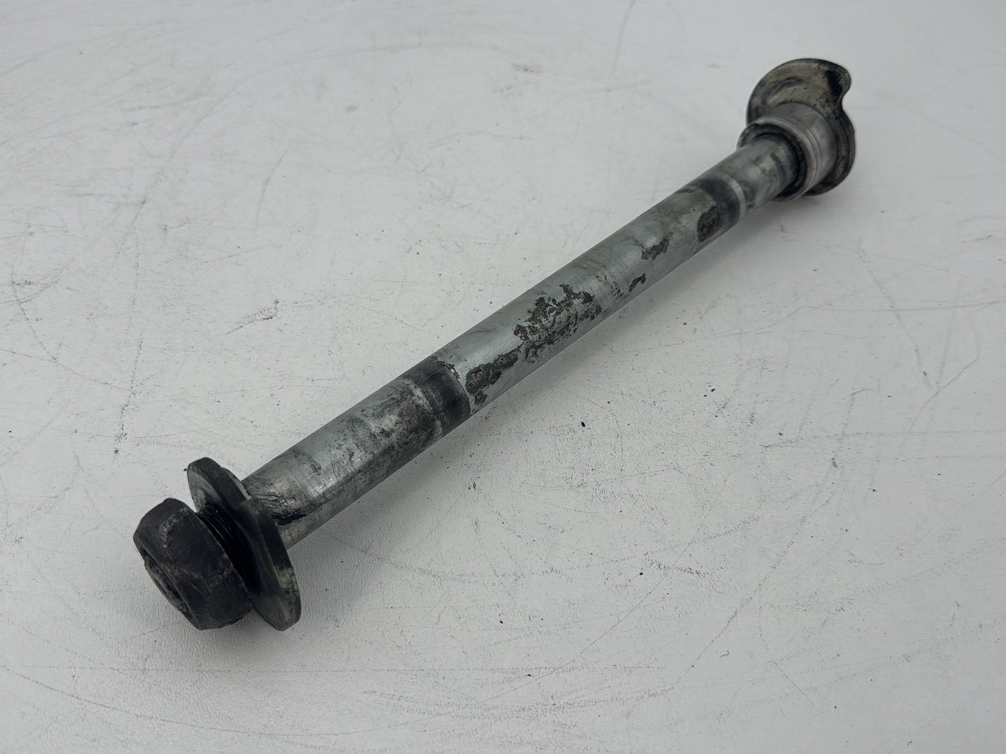 2008 Harley Touring FLHT Electra Glide OEM Rear Wheel Axle Bolt Shaft