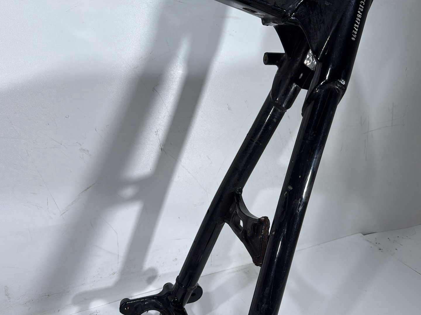 2018 Harley Electra Glide Touring Ultra Body Main Frame Chassis CLN CLR * BENT *
