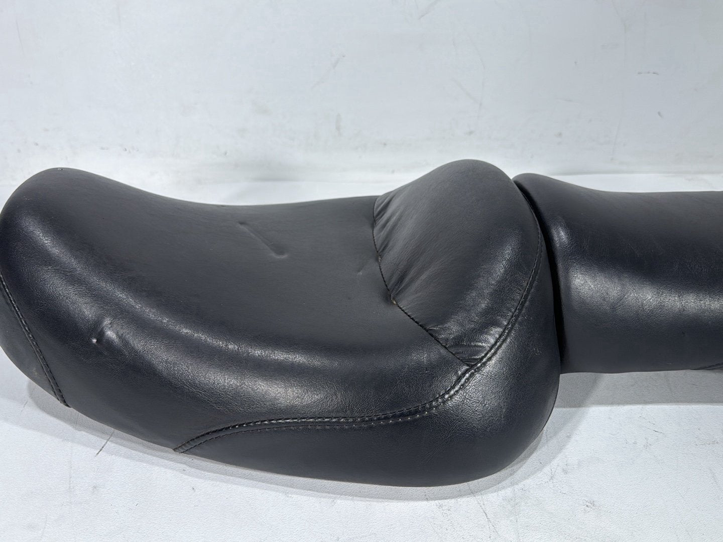 2001 Harley Sportster 883 Hugger XLH883 OEM Passenger Rider Driver Seat Saddle