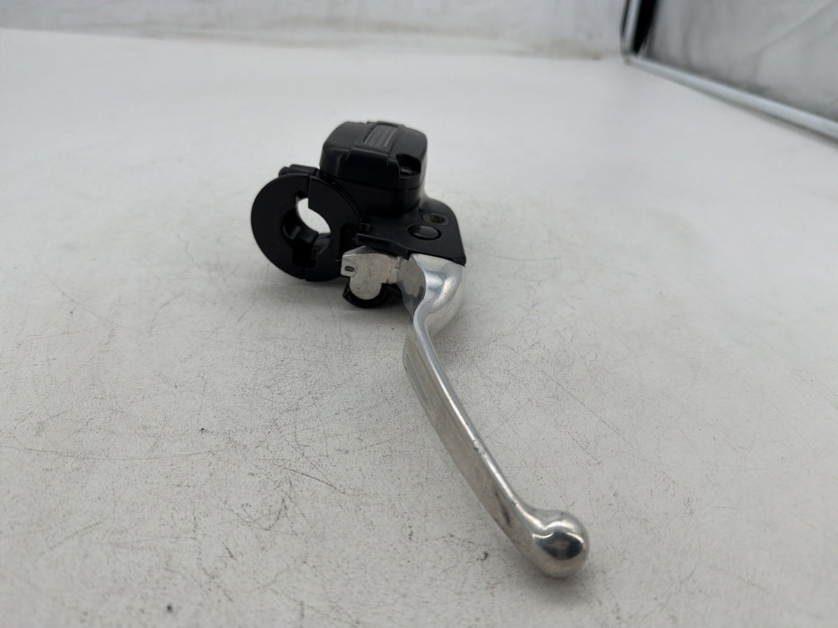 2011 Harley Road King Touring FLHR OEM Front Right Brake Lever Master Cylinder