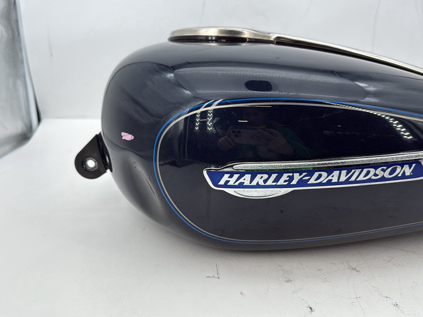 2009 Harley Sportster XL1200C 1200 Custom OEM Fuel Gas Tank Gasoline Reservoir