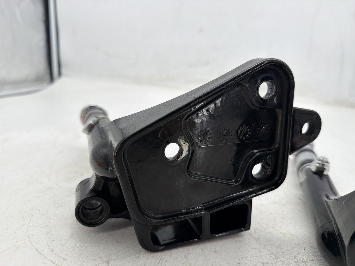 2001 Harley Softail Deuce FXSTD OEM Left & Right Driver Step Foot Rest Pegs