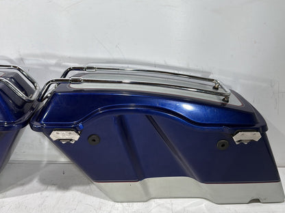 2006 Harley Touring FLHTCI Electra Glide Classic OEM Left Right Saddlebags Luggage NOKey