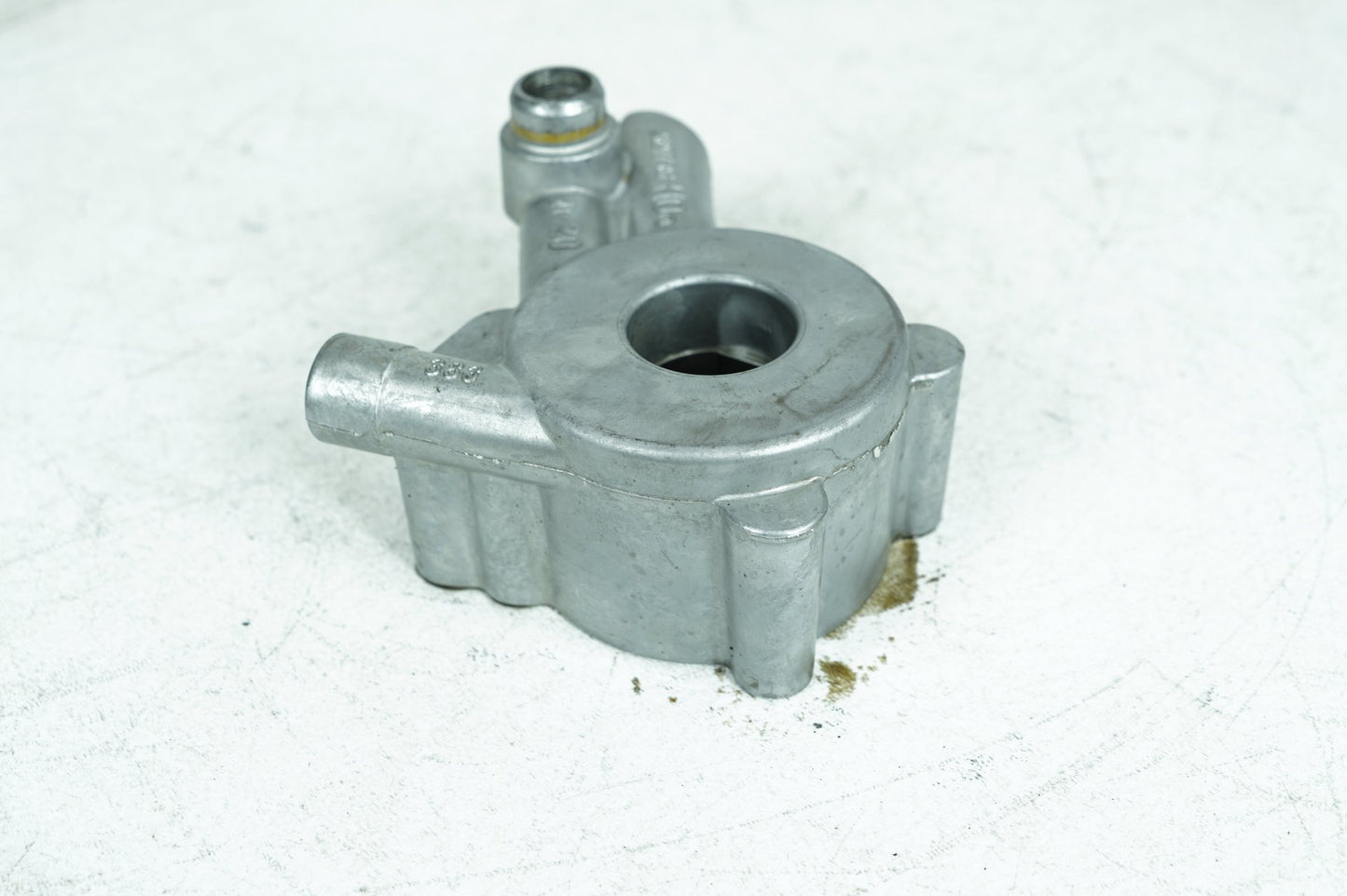 2008 - 2016 Harley-Davidson Dyna Wide Glide Twin Cam Engine Oil Pump Cover 26277-06 26277-06