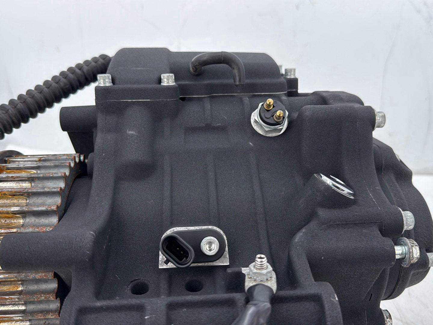2010 Harley Dyna Fat Bob FXDF OEM 6 Speed Transmission Gearbox 13K