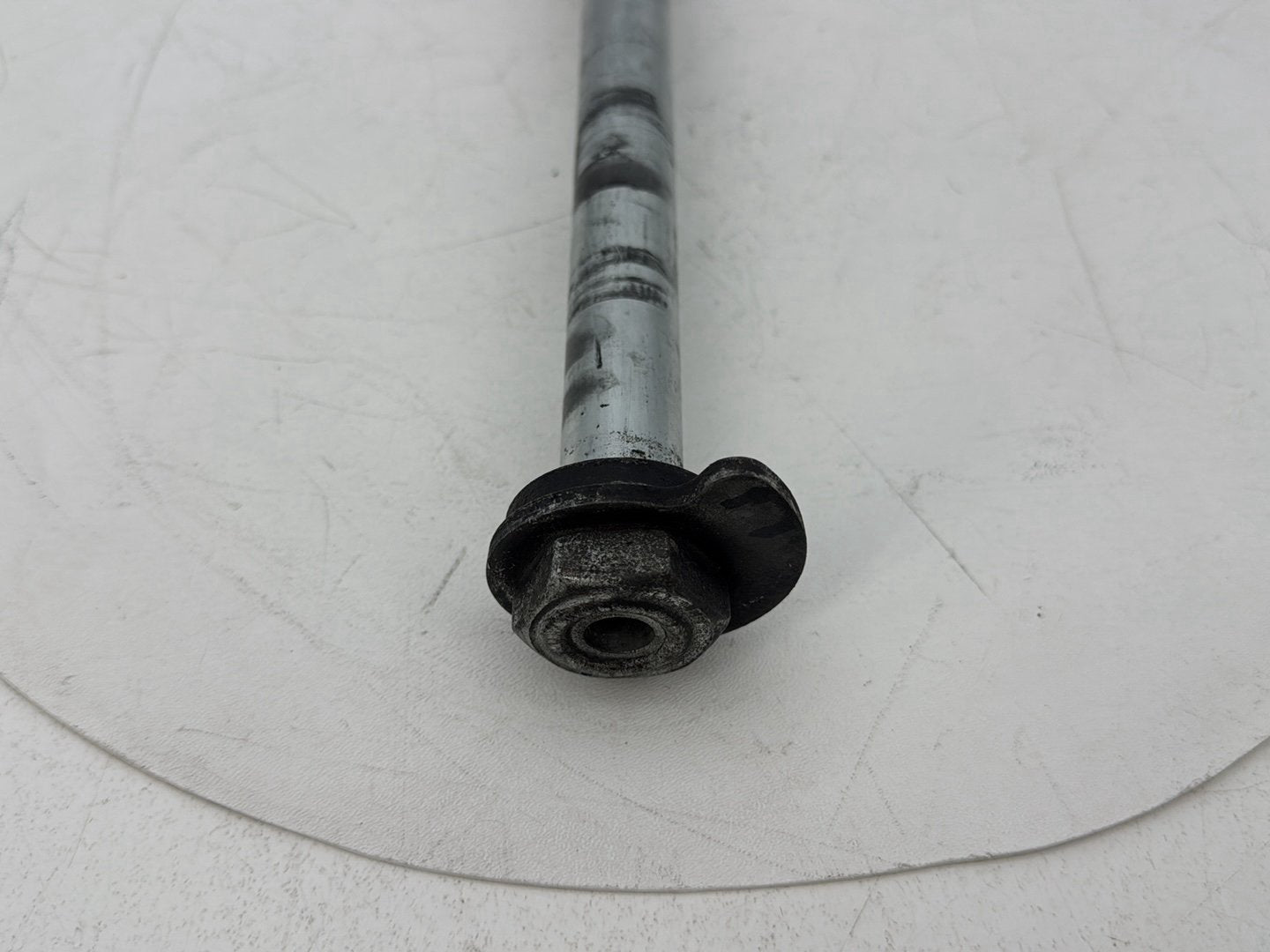 2019 - 2023 Harley-Davidson Touring Street Glide Rear Wheel Axle Bolt Shaft 43000002