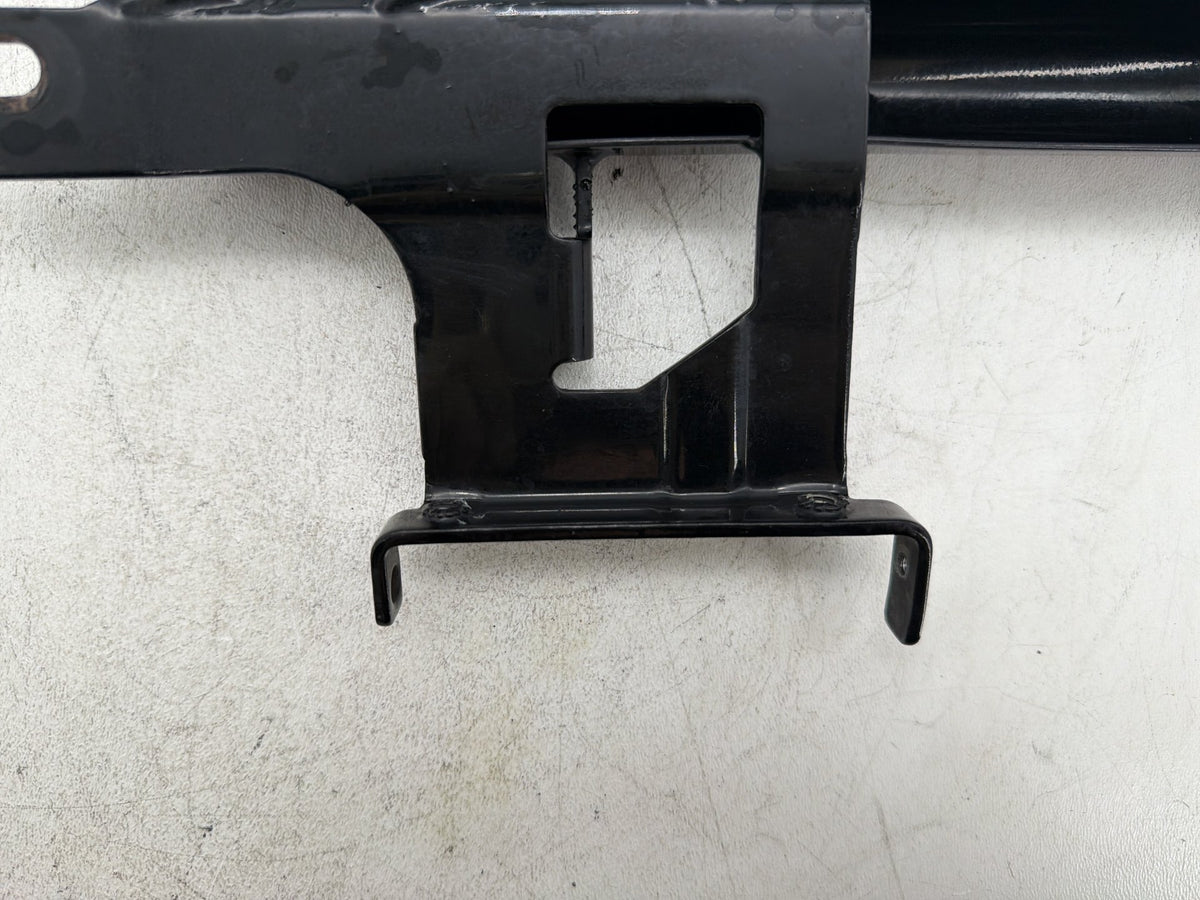 2003 Harley Softail Deuce FXSTDI OEM Seat Bracket Mount Support Mounting